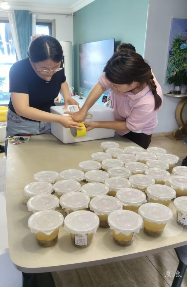医者仁心护长者 食养暖心润民心——生物与食品工程系三下乡实践团开展社区康养便民服务活动